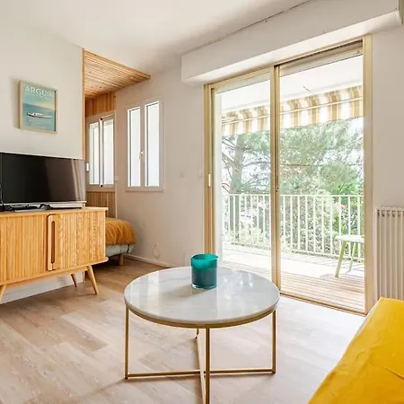 Ensoleille Port Bassin D'arcachon *