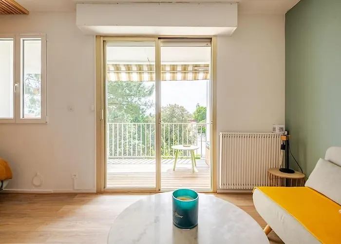 Ensoleille Port Bassin D'arcachon